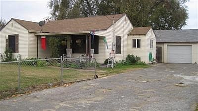 1st image of 3089 Holly Dr