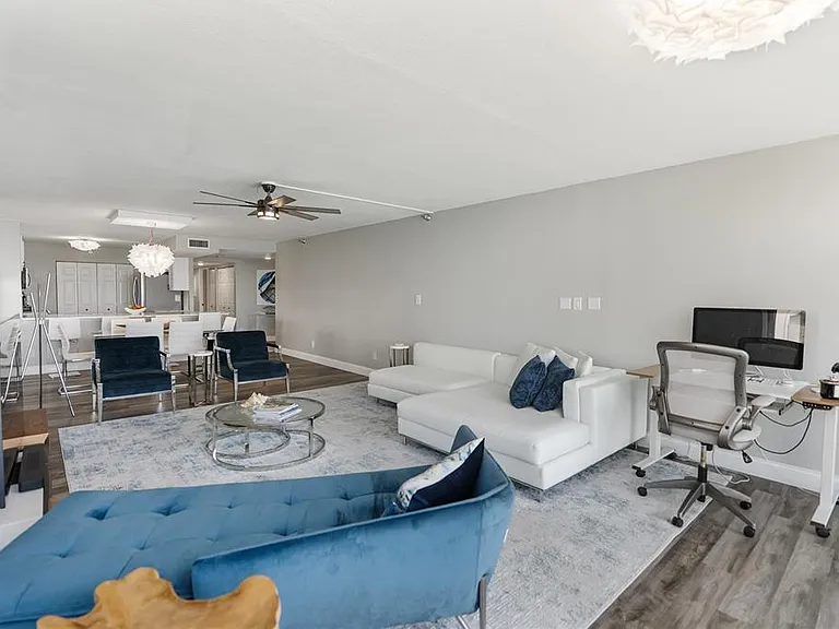 97 Sunset Dr #201 — Photo 15