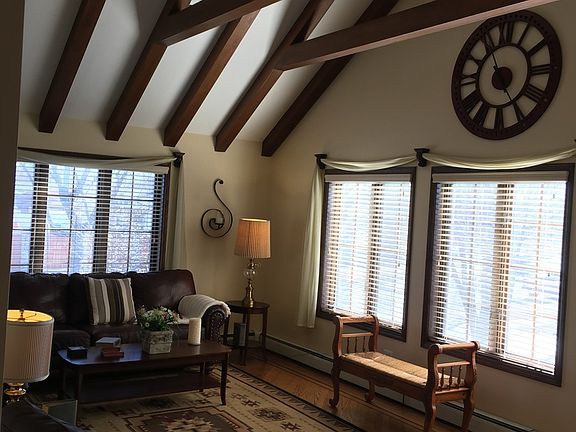 3rd image of 10026 Major Ave