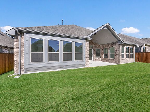25_531MelodyMeadowDr_025_mls.jpg
