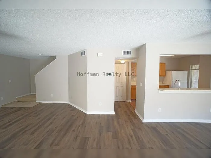 10811 Brickside Ct — Photo 5