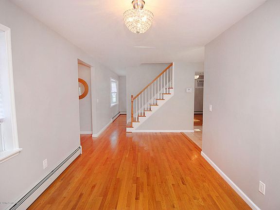 3rd image of 214 Armstrong Ave