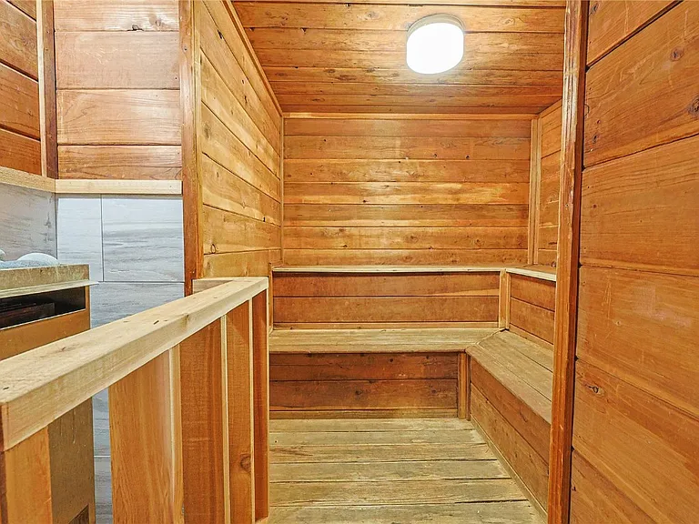 423 Wild Irishman Rd #1007 — Photo 2