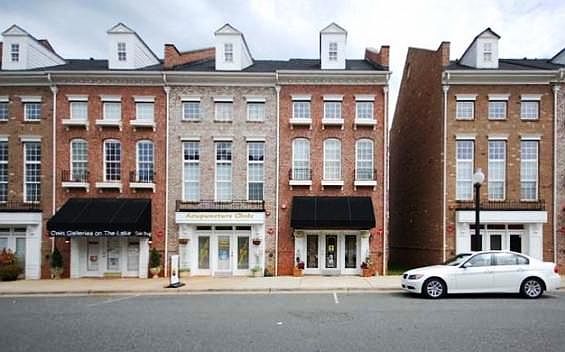 1st image of 124 Town Center Dr