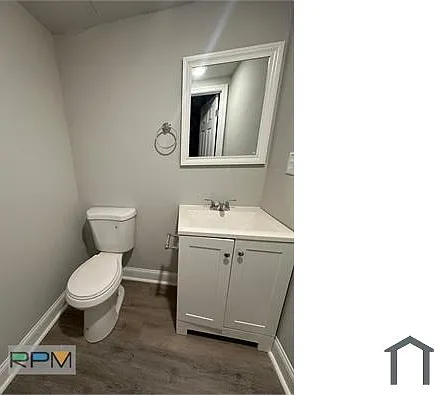 1613 Abbotston St — Photo 2