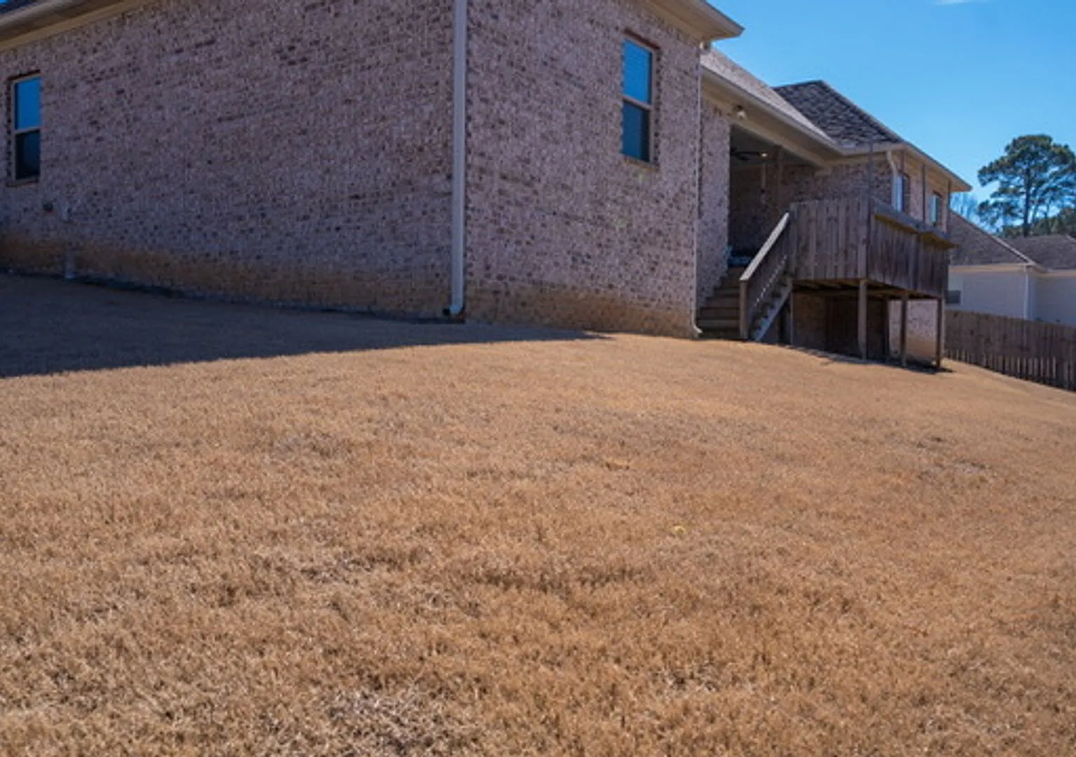 Beautiful all Brick home in Benton — Photo 4