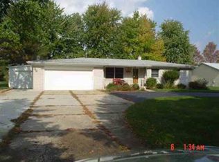 9452 W Coldwater Rd, Flushing, MI 48433