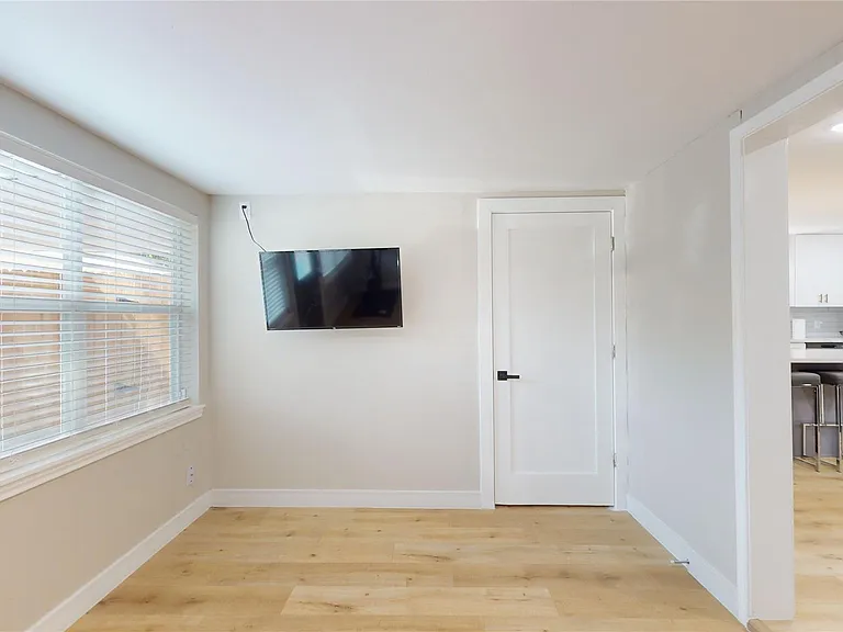 5455 Birdwood Rd — Photo 20