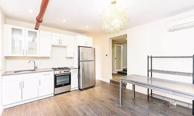1st image of 567 E 22nd St #1F