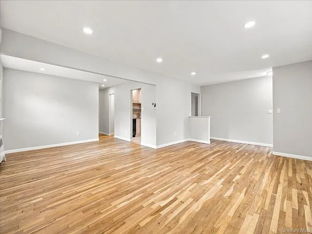 180 Boston Ave — Photo 4