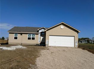 21616 W Nichols St, Spring Hill, KS 66083