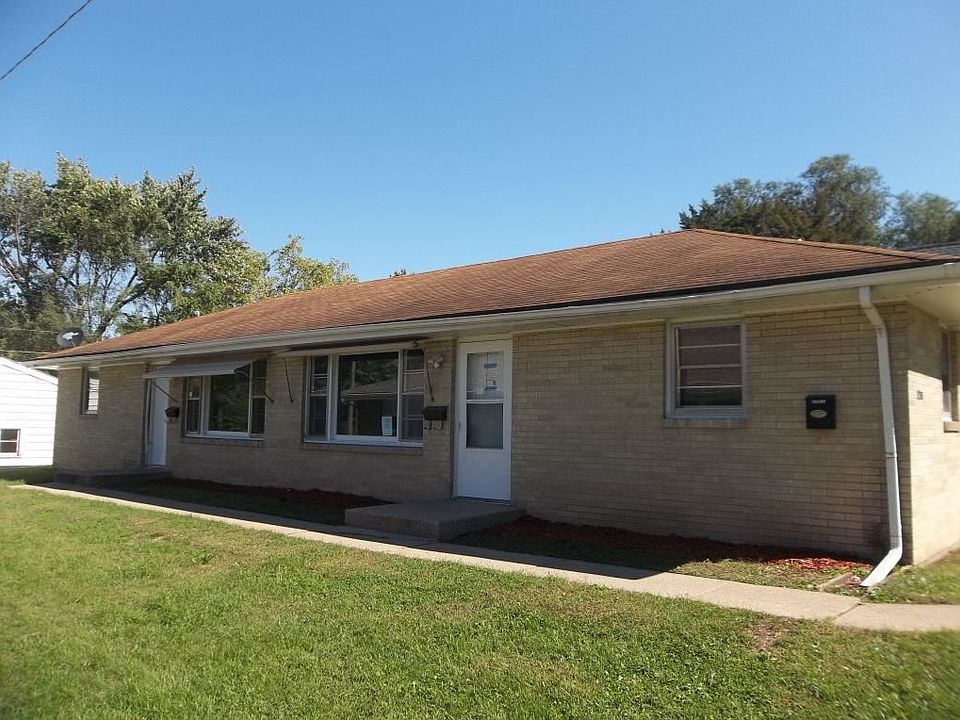 1st image of 3205 Montrose Ave