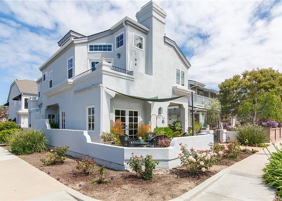 2nd image of 421 Goldenrod Ave #B