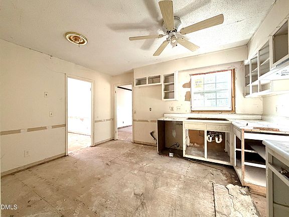 4th image of 5834 Shamrock Rd