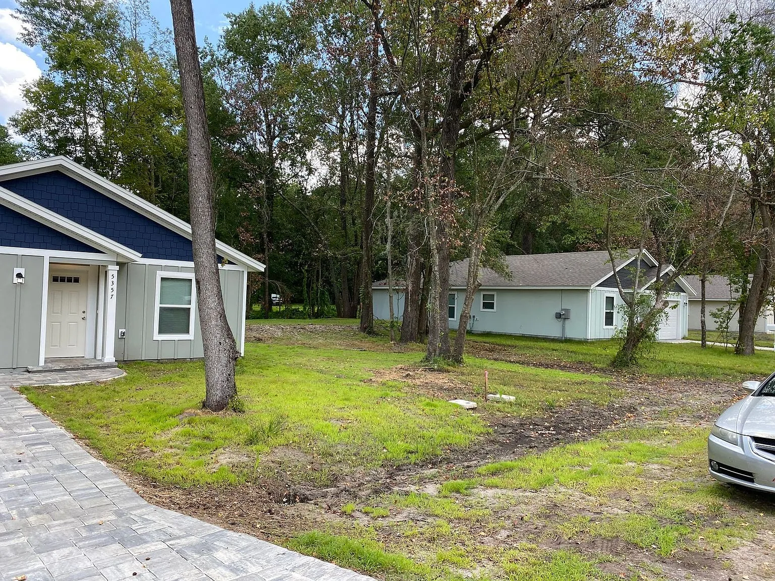 3 bed, 1300 sqft, $1,800 — Photo 3