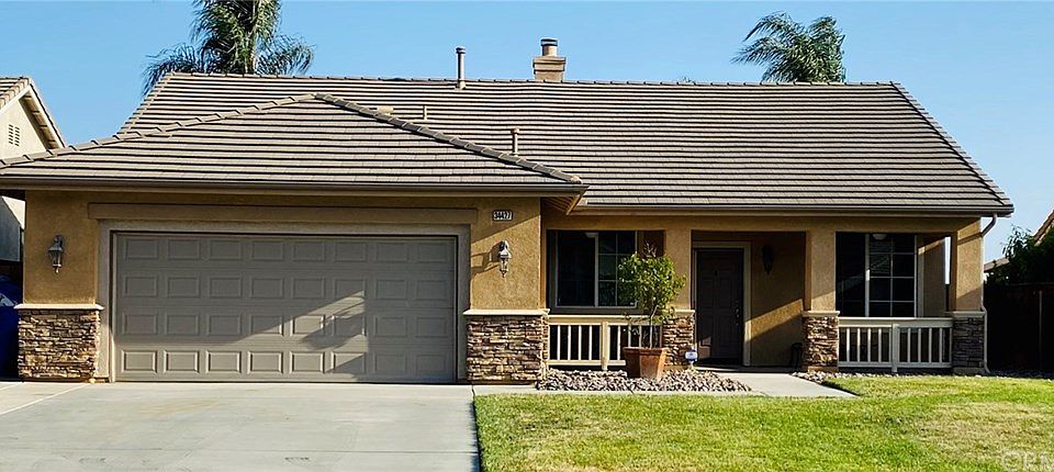 1st image of 34427 Glenwood Dr