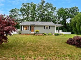 37 Upton Ln, Goffstown, NH 03045