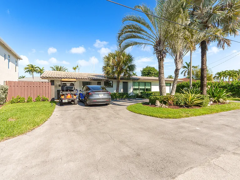 273 Tropic Dr — Photo 30