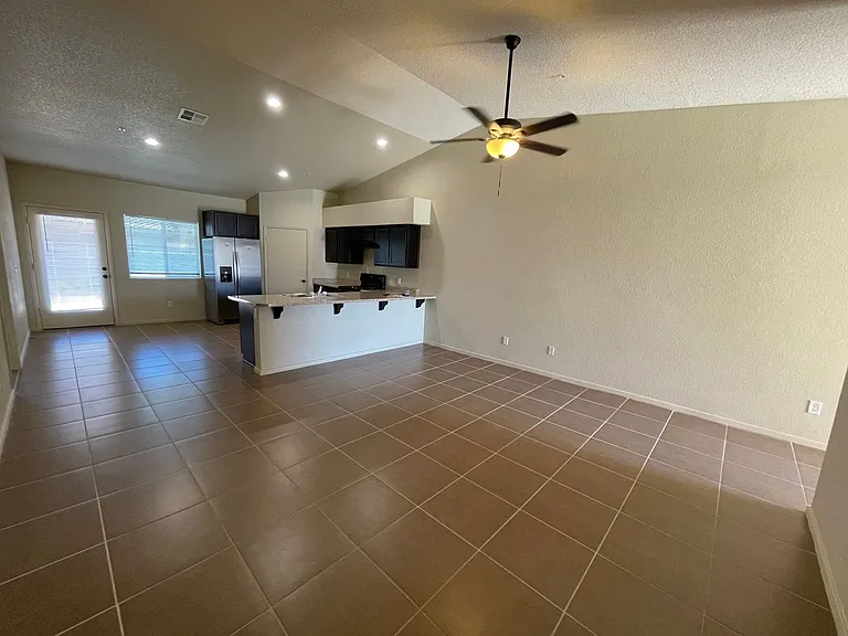 7274 E 39th Pl — Photo 3