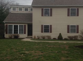 1117 S Herriott Ct, Mahomet, IL 61853