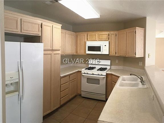 5th image of 7445 Wandering St
