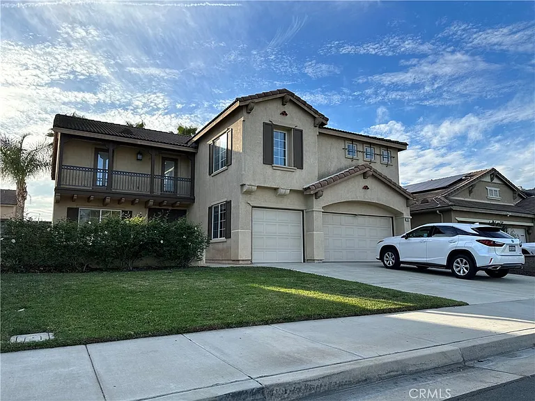 7297 Cobble Creek Dr — Photo 1
