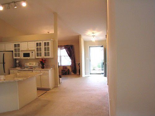 4th image of 316 Braden Ct