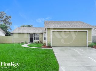 108 E Prindle Dr, Jacksonville, FL 32225