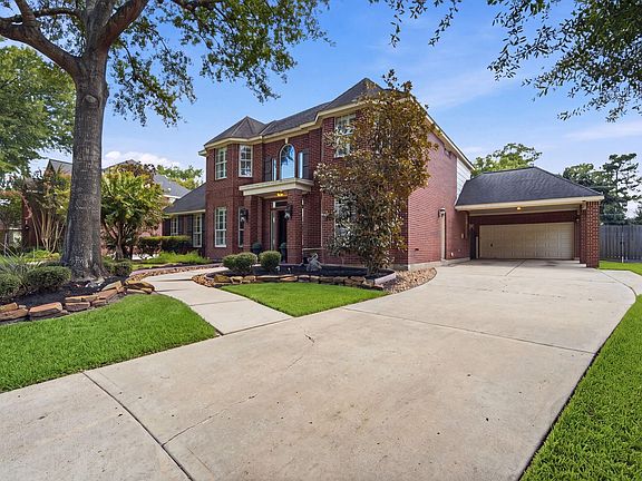 3rd image of 18911 Big Cypress Dr