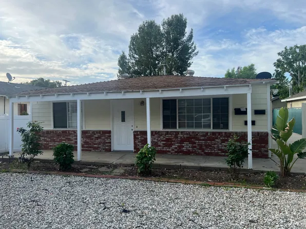 17164 Kingsbury St, Granada Hills, CA 91344