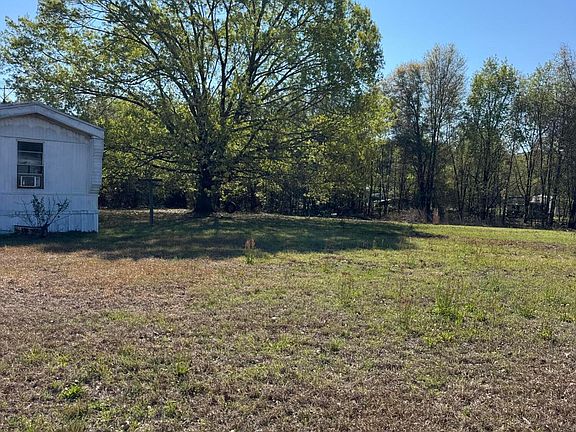 3rd image of 1830 Goslin Pond Rd