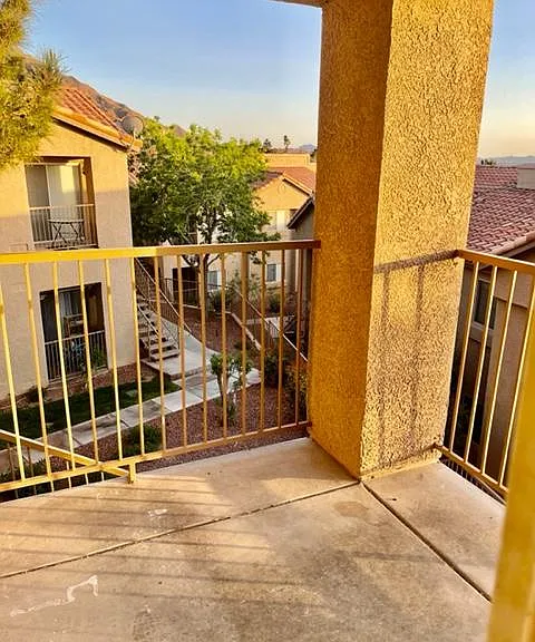 2110 Los Feliz St #2084 — Photo 23