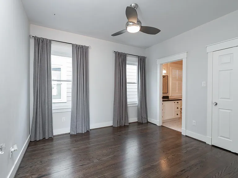 734B Allston St — Photo 17