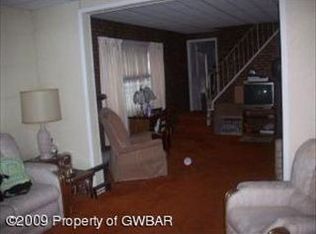 63 W Ridge St, Nanticoke, PA 18634