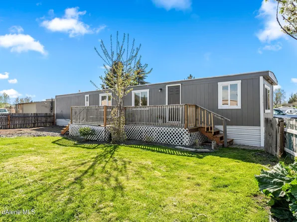 3267 W Peery Loop #25, Post Falls, ID 83854