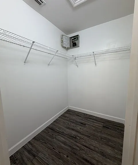 623 Summit Ave S — Photo 15