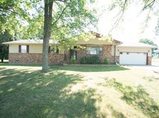 15111 Kodiak Rd, Neosho, MO 64850