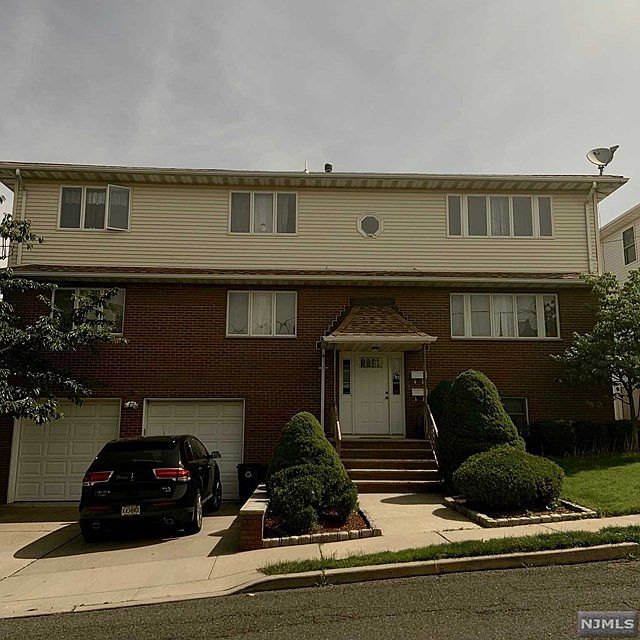 1st image of 64 Bayliss St #2
