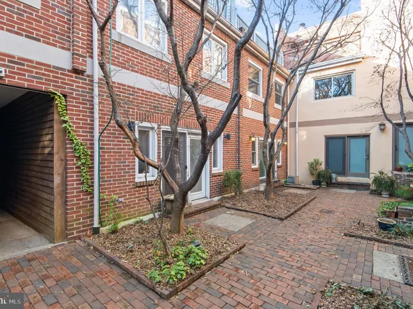 705 Pemberton St #709, Philadelphia, PA 19147