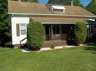 319 Main St, Sprague, CT 06330