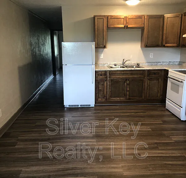 1426 & 1432 Niles Ferry Rd #8 — Photo 3