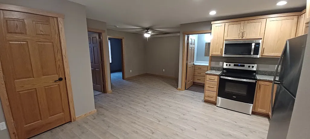 2bd/1bath For Rent $950 Per Month Waterville Mn — Photo 2