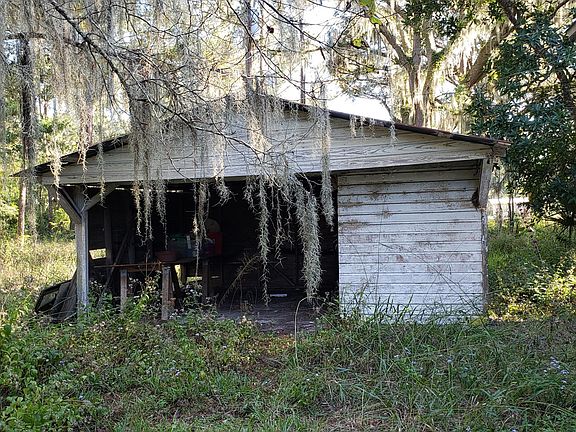 3rd image of 4121 SILVER LAKE Drive