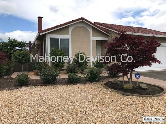2nd image of 303 Olympic Ct
