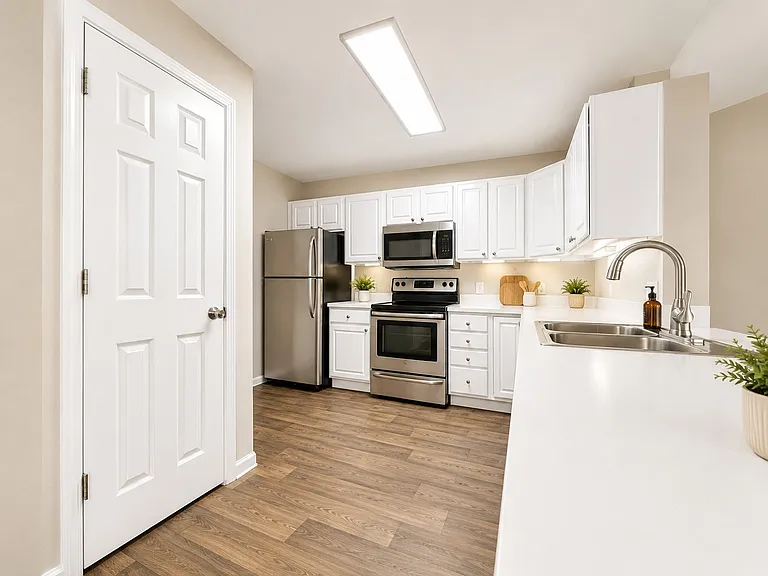 406 Gethings Cir #406 — Photo 3