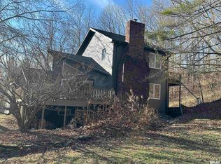 1300 Shoal Creek Rd, Murphysboro, IL 62966