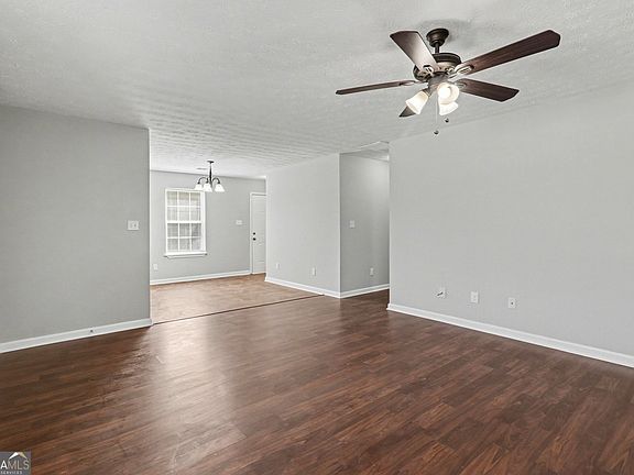 5th image of 2329 Glebe Ct