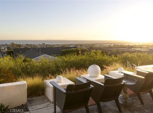 2741 Pebble Dr, Corona Del Mar, CA 92625