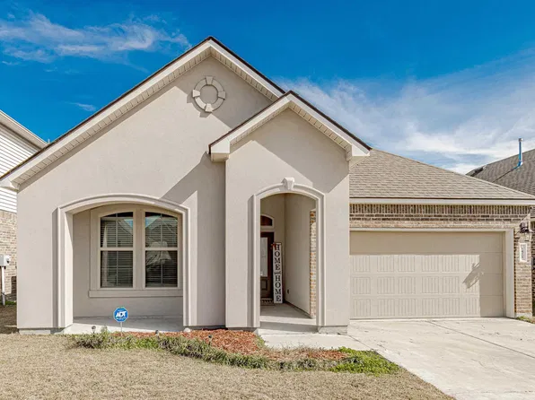 1425 Pin Oak Dr, Saint Gabriel, LA 70776