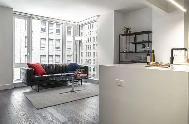 Rented by Kahen Properties | media 38